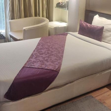 Ritu Ivy Hotel Calcutta Buitenkant foto
