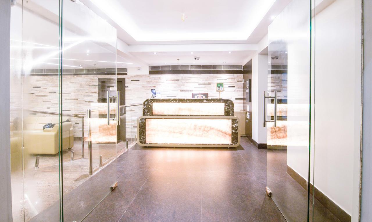 Ritu Ivy Hotel Calcutta Buitenkant foto