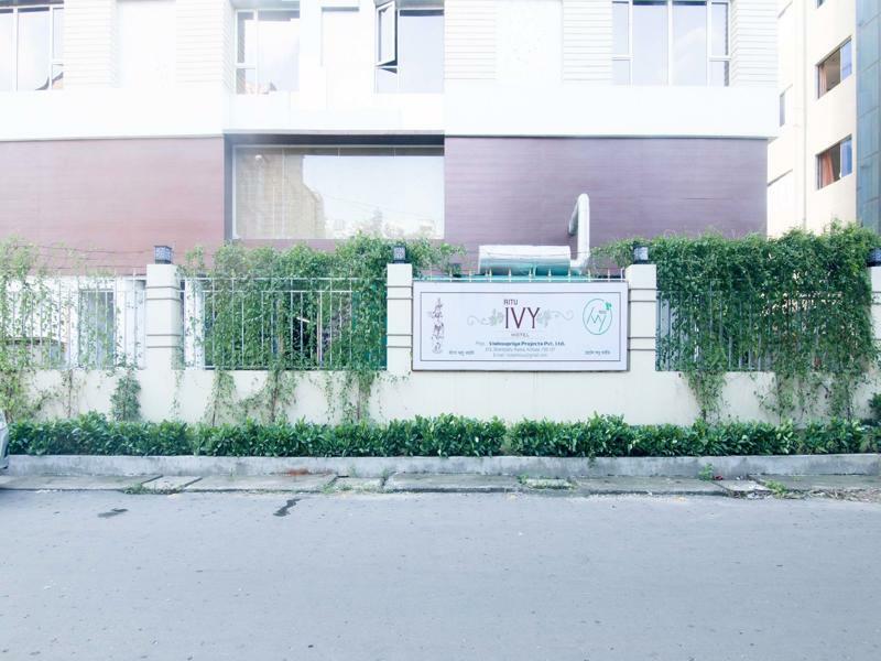 Ritu Ivy Hotel Calcutta Buitenkant foto