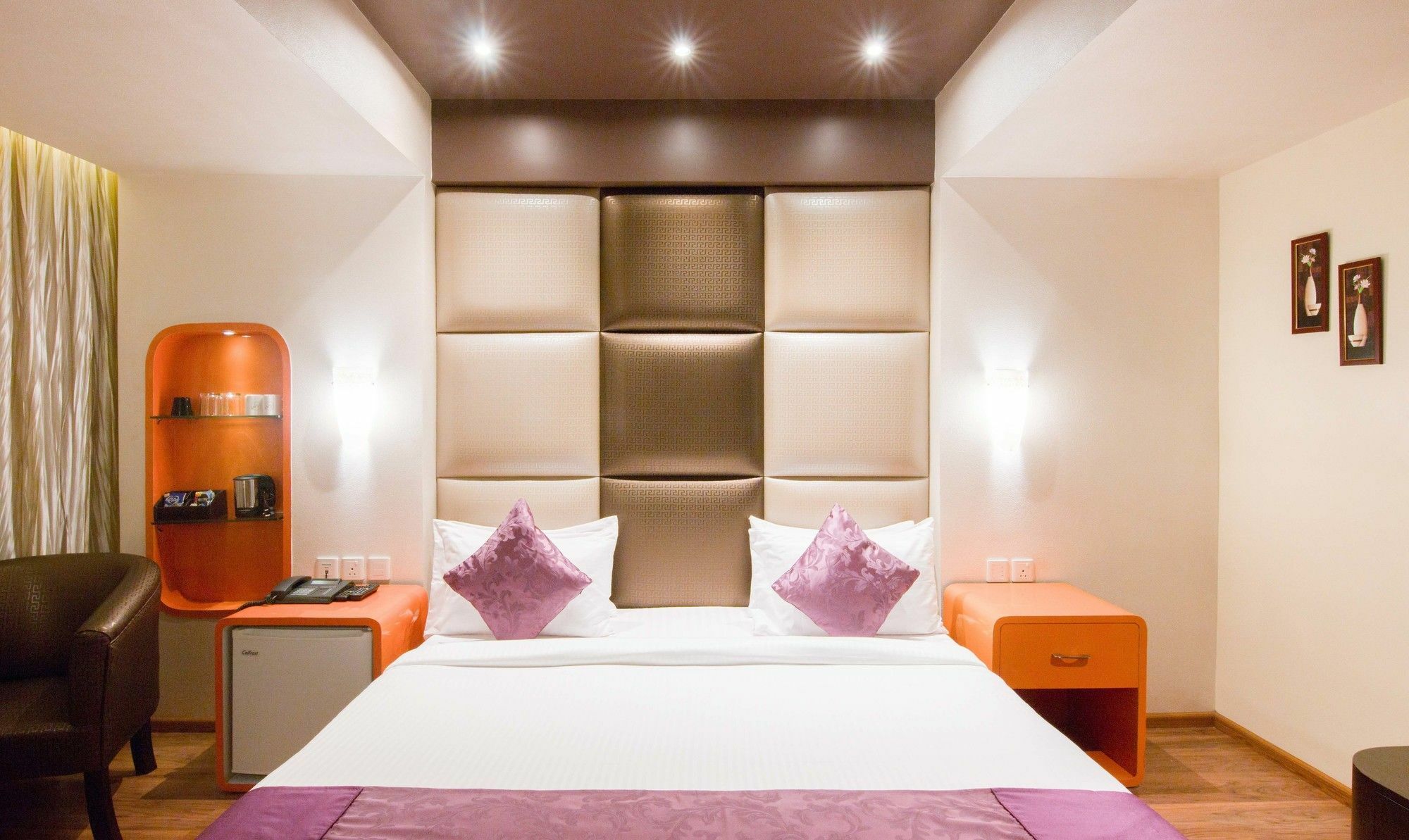 Ritu Ivy Hotel Calcutta Buitenkant foto