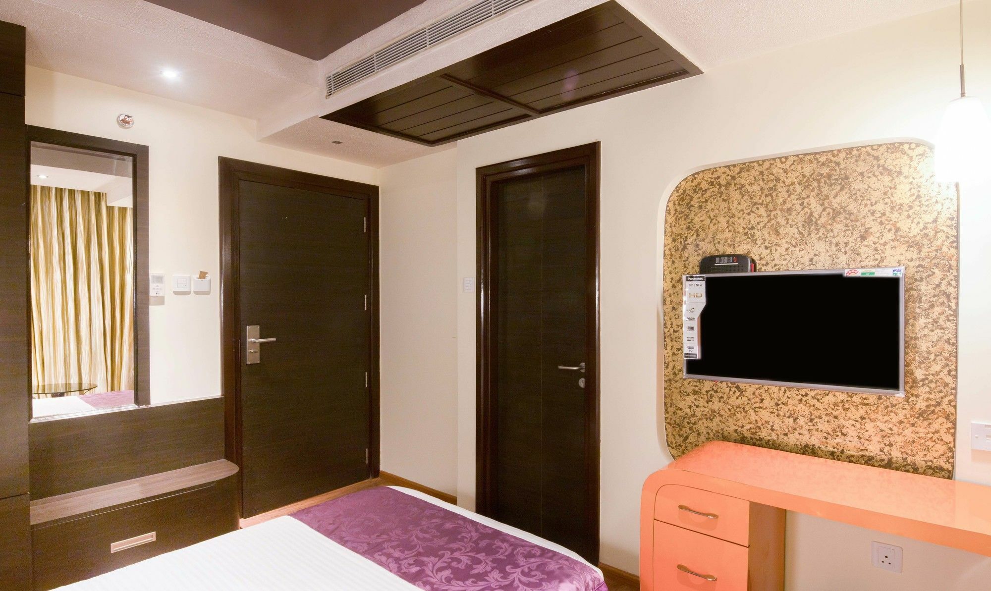 Ritu Ivy Hotel Calcutta Buitenkant foto